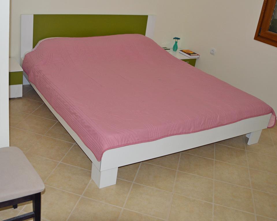 Guest House Radulovic Petrovac na moru Exterior foto